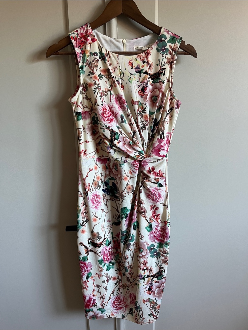 Uttam Boutique Floral Twist-Front Sleeveless Sheath Dress - White/Pink